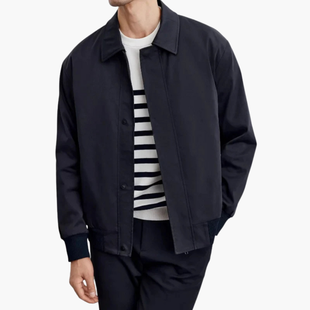 Men’s Overcoat with Pointed Collar and Button Closure