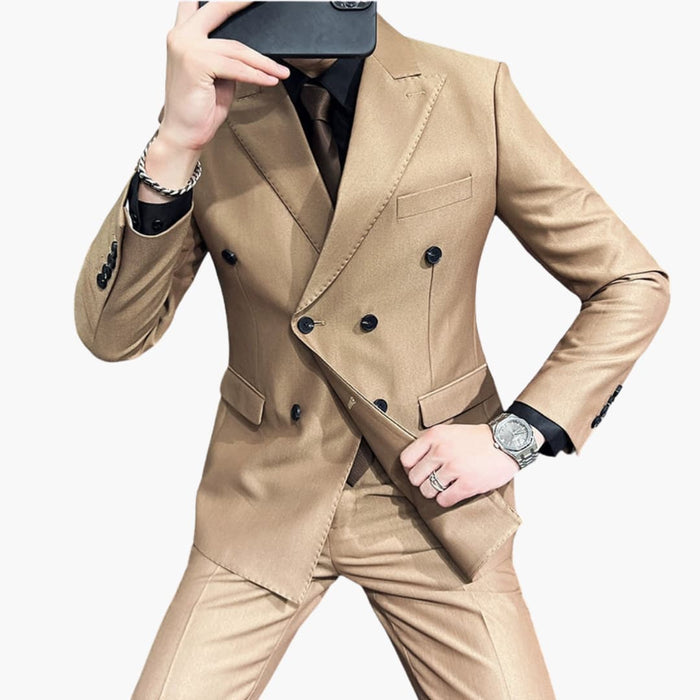 Men's Two-Piece Suit with Slim-Fit Pants and Double-Breasted Jacket